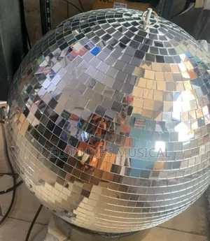 Mirror Disco Ball 50×50 [Silver]