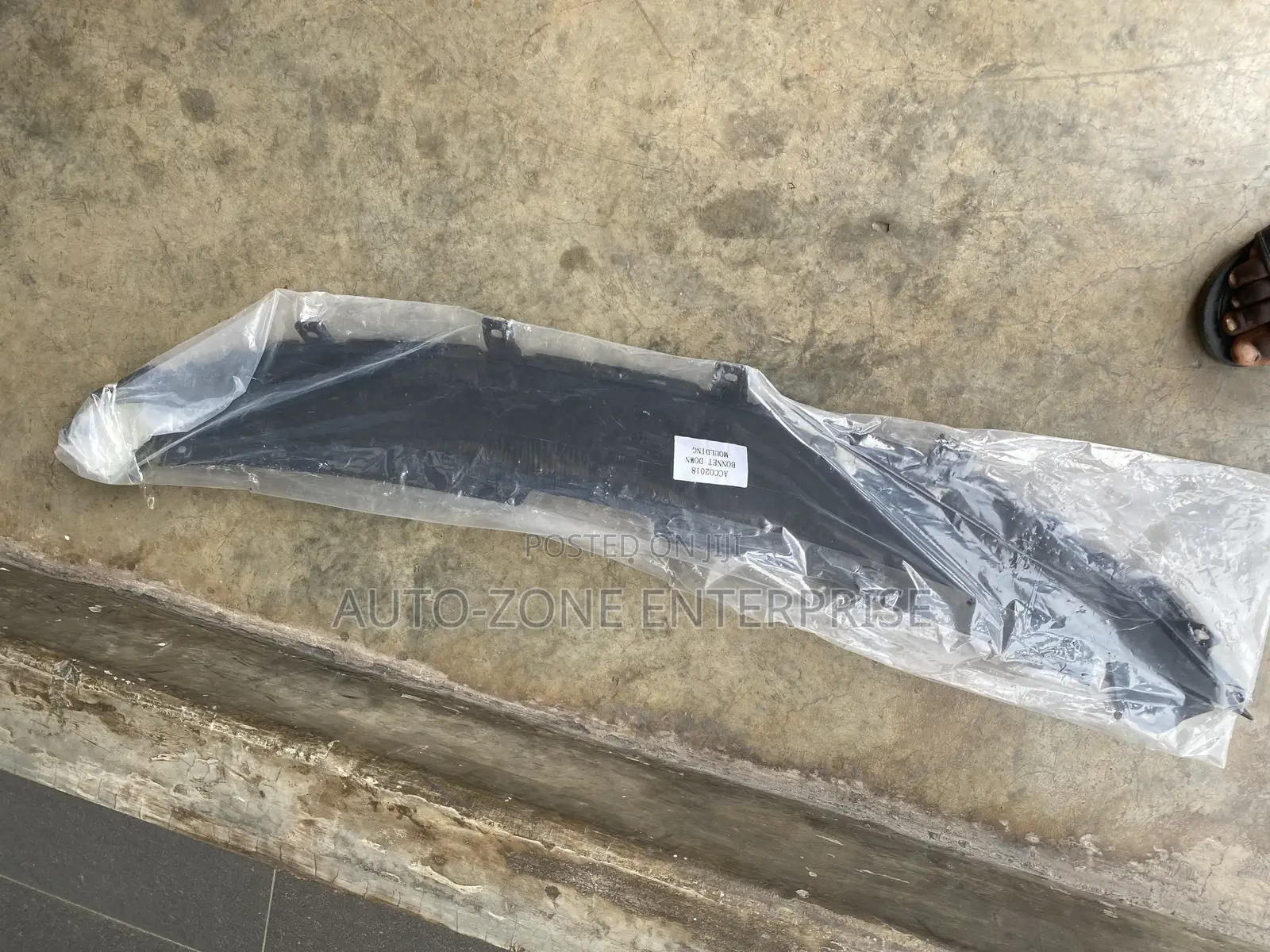Honda Accord 2018-2022 Bonnet Down Moulding