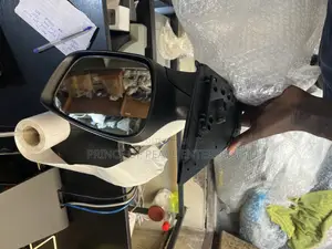 Hyundai Accent 2011 2012 Driving Mirror With Light Pair