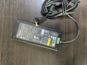 Fujitsu Laptop Adapter/Charger 20v~~4.5A (90w)Uk Used
