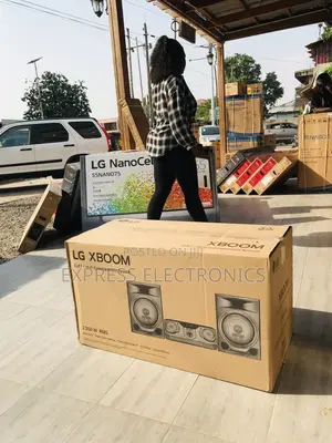 XBOOM High Performance Speaker LG CL87