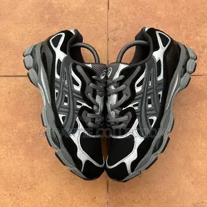 Ascis Gel-Nyc Graphite Grey/Black