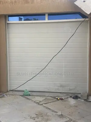 New American Automated Garage Door System 9ft X 8ft Fanlight Extended