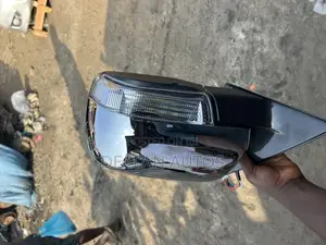Mitsubishi Pajero 2013 Driving Mirror