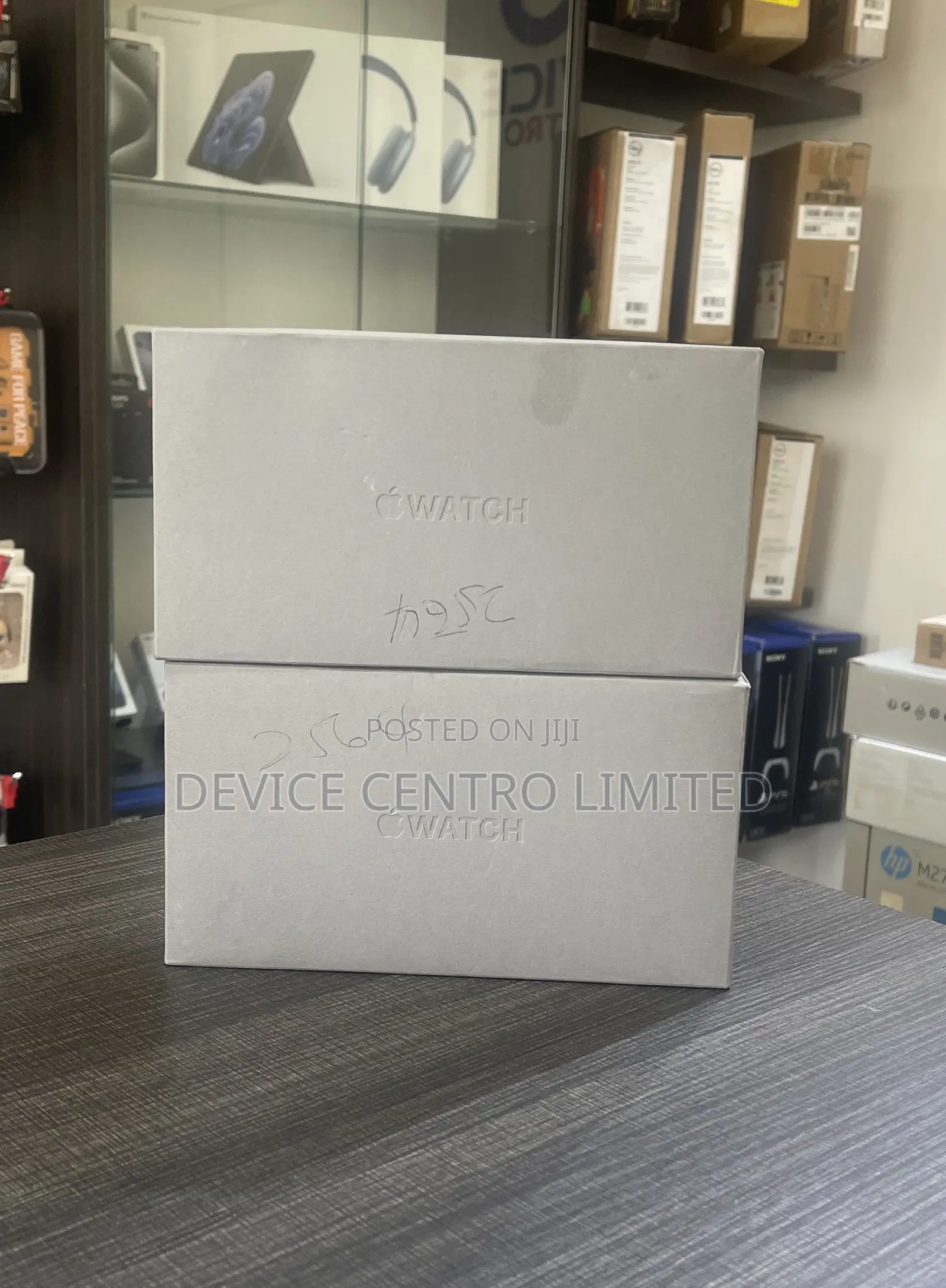 Apple Watch Ultra 2 Black Titanium