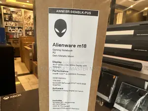 New Laptop Dell Alienware M18 R2 32GB Intel Core Ultra 9 SSD 1T