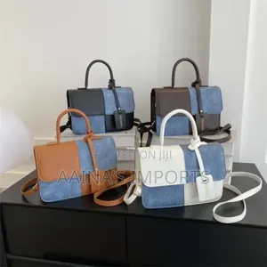 Fashionable Ladies Hand Bag and Travelling Bag
