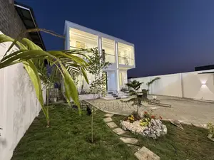 5bdrm House in East Legon Hills for sale