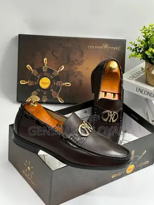 Golden Coxes Shoe