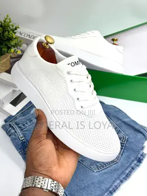 All White Tom Hilfiger Casual