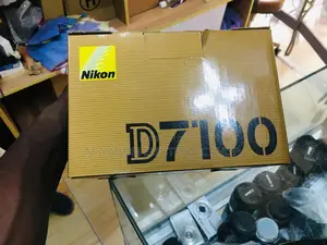 Brand New Nikon D7100 Camera
