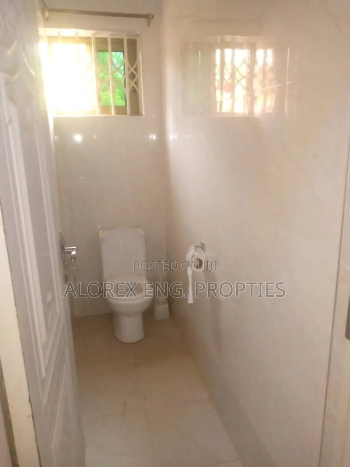1bdrm Apartment in Chamber Self, Oyibi for rent