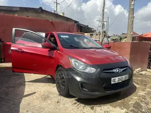 Hyundai Accent GS 2012 Red