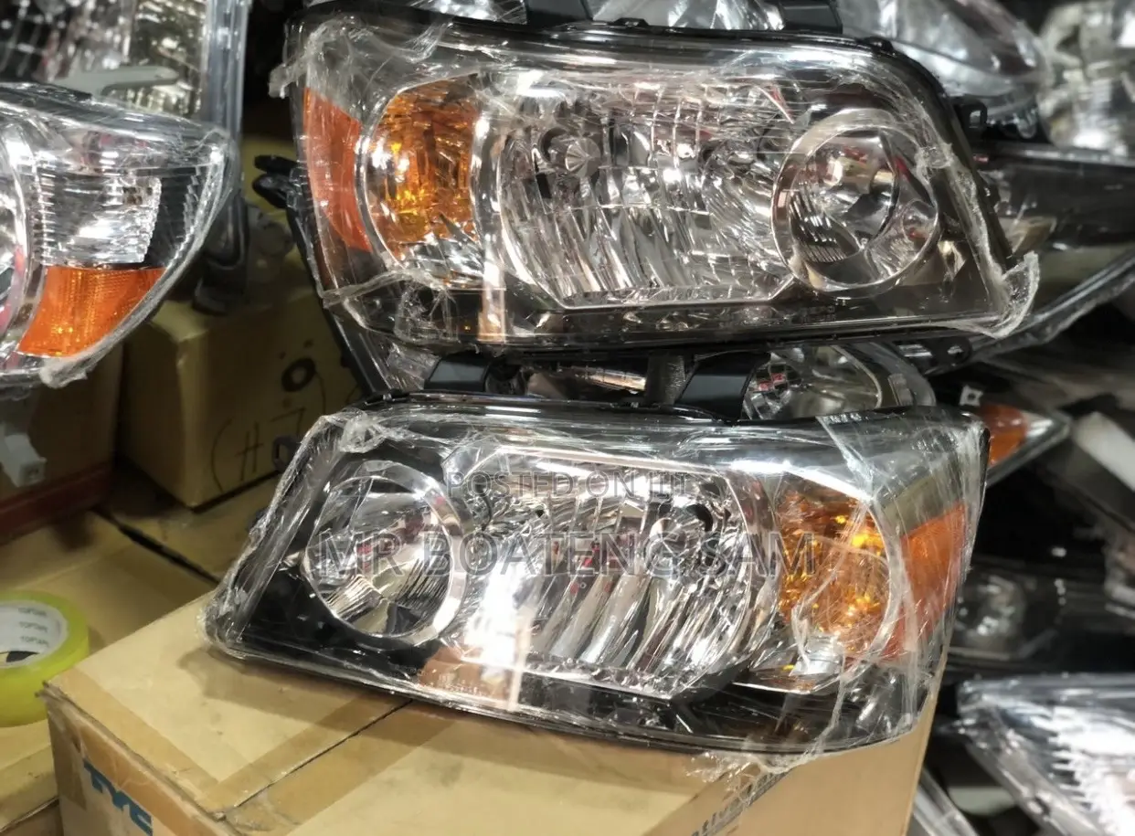 Toyota Highlander 2005 Headlight
