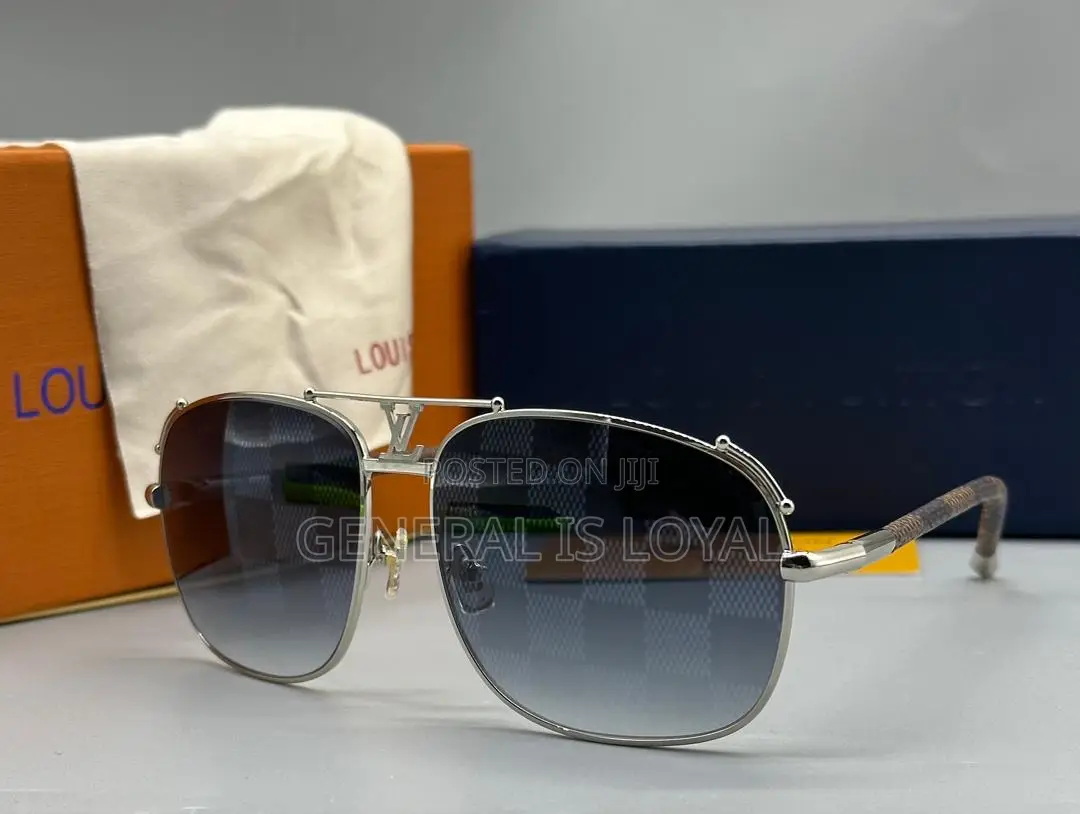 Lv Glasses