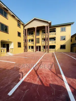 2bdrm Apartment in West Hills Mall Area for rent