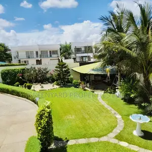 7bdrm Mansion in Adjinganor, East Legon for sale