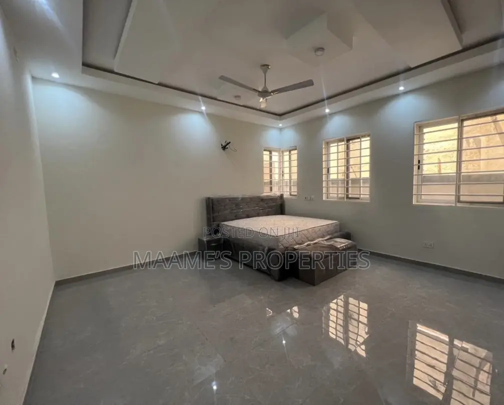 3bdrm House in Oyarifa for sale