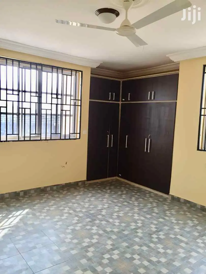 5bdrm House in Ben Properties, Ga East Municipal for rent