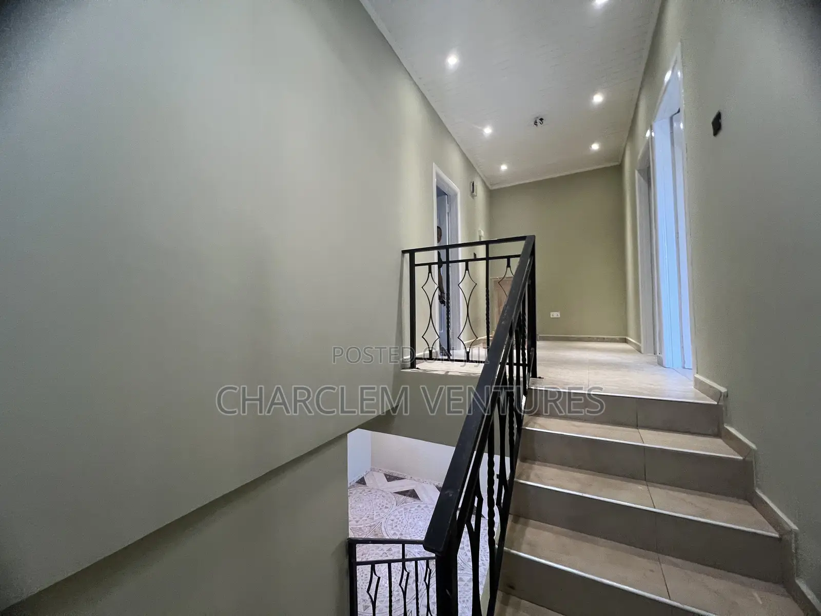 3bdrm House in Charclem Ventures, Accra Metropolitan for sale