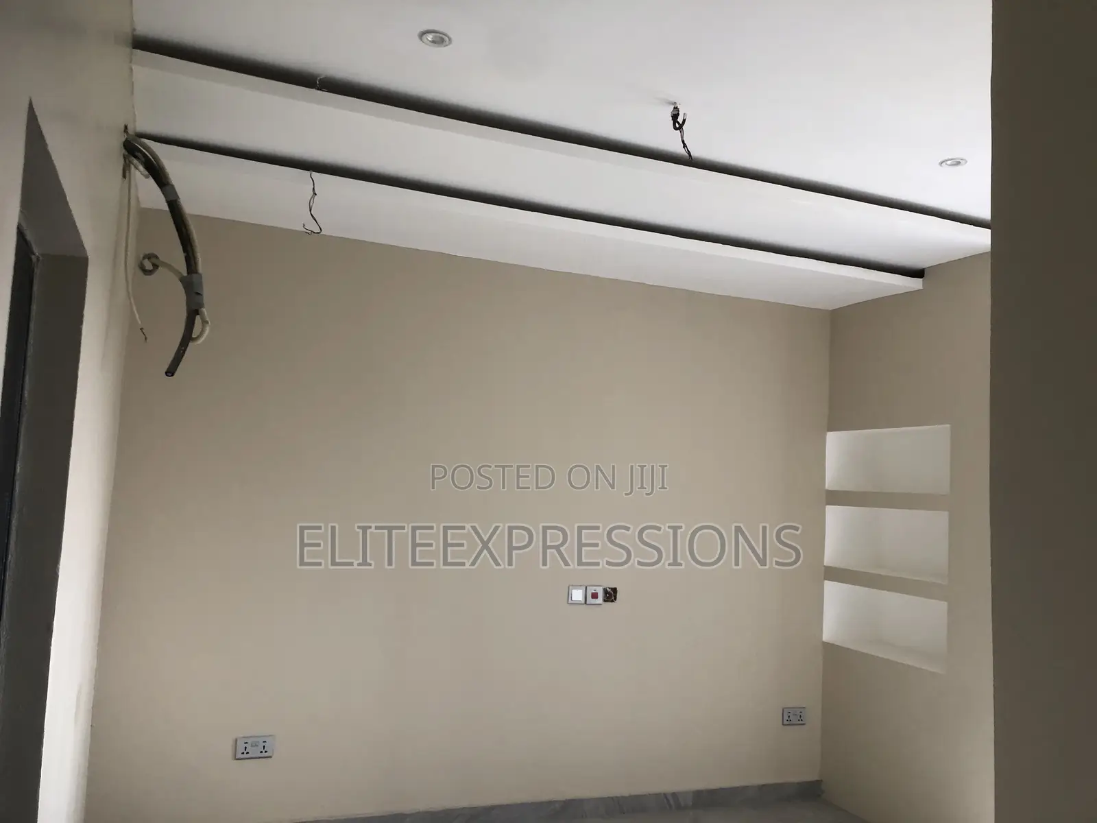Painter and Wallpaper Services