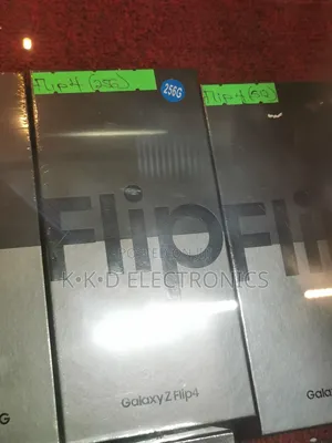 New Samsung Galaxy Z Flip4 256 GB Black