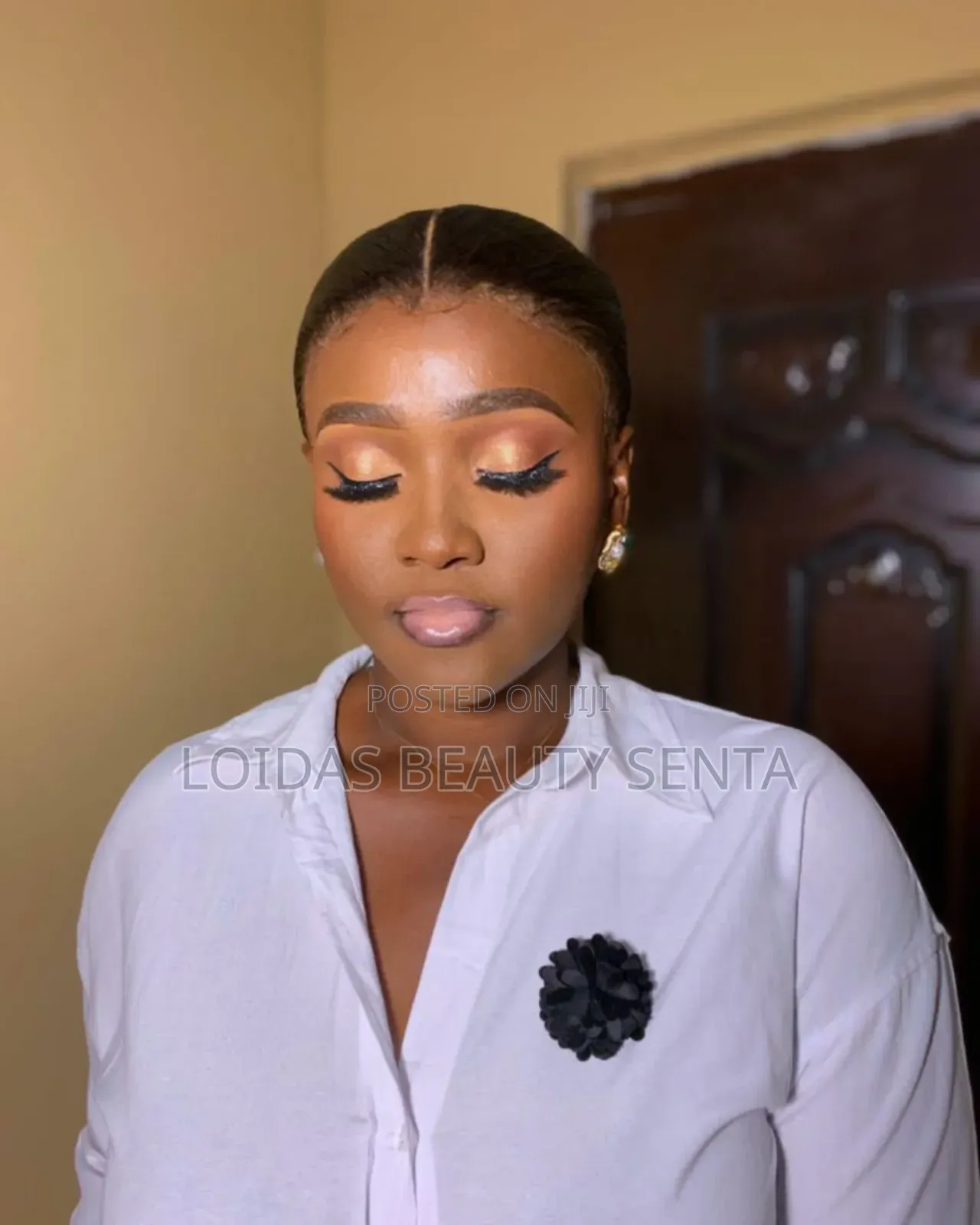 Makeup Artist