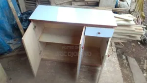 Kitchen Cabinet Down Formica
