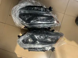 Nissan Rogue 2014,2015 Headlights