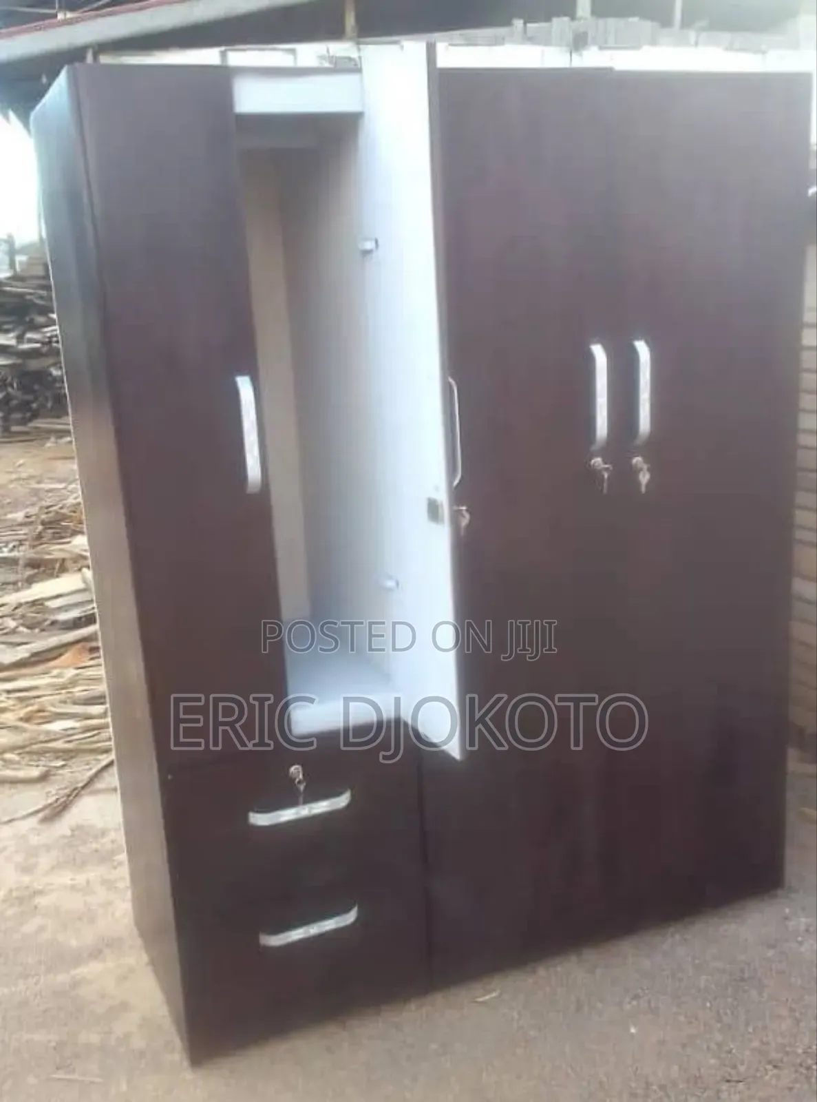 4 Doors Wardrobe