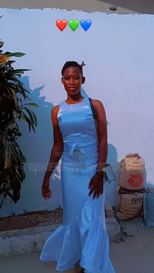 Cosmetics Shop Attendant
