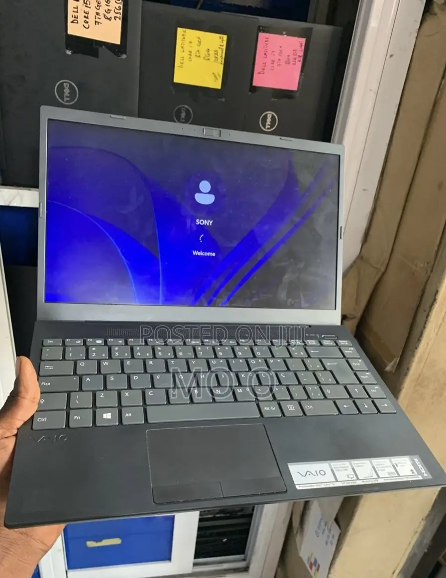 Laptop Sony VAIO Fit E 14 SVF1421X1E 12GB Intel Core I3 SSD 256GB
