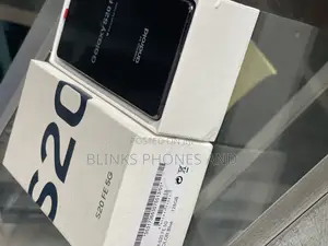 New Samsung Galaxy S20 FE 5G SD865 128 GB Blue
