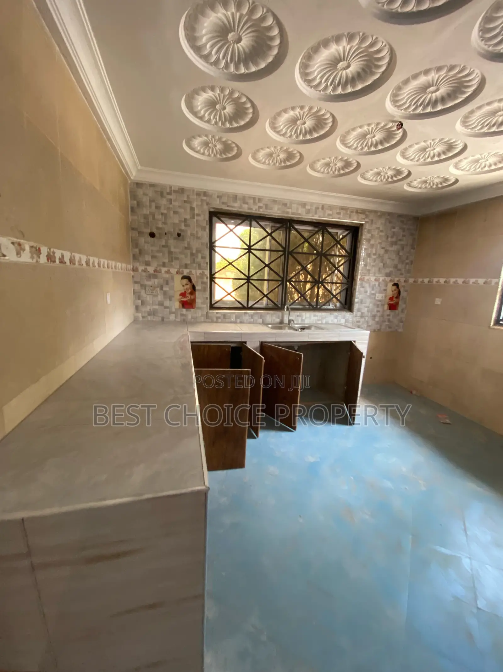 4bdrm Apartment in Oyarifa Ghana Flag for rent