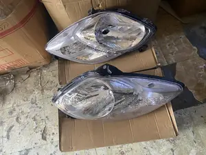 Toyota Vitz 2009 -2011 Headlight