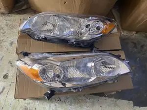 Toyota Matrix 2009-2015 Headlght