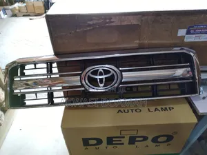Toyota Landcruiser FJ 70 Front Grill
