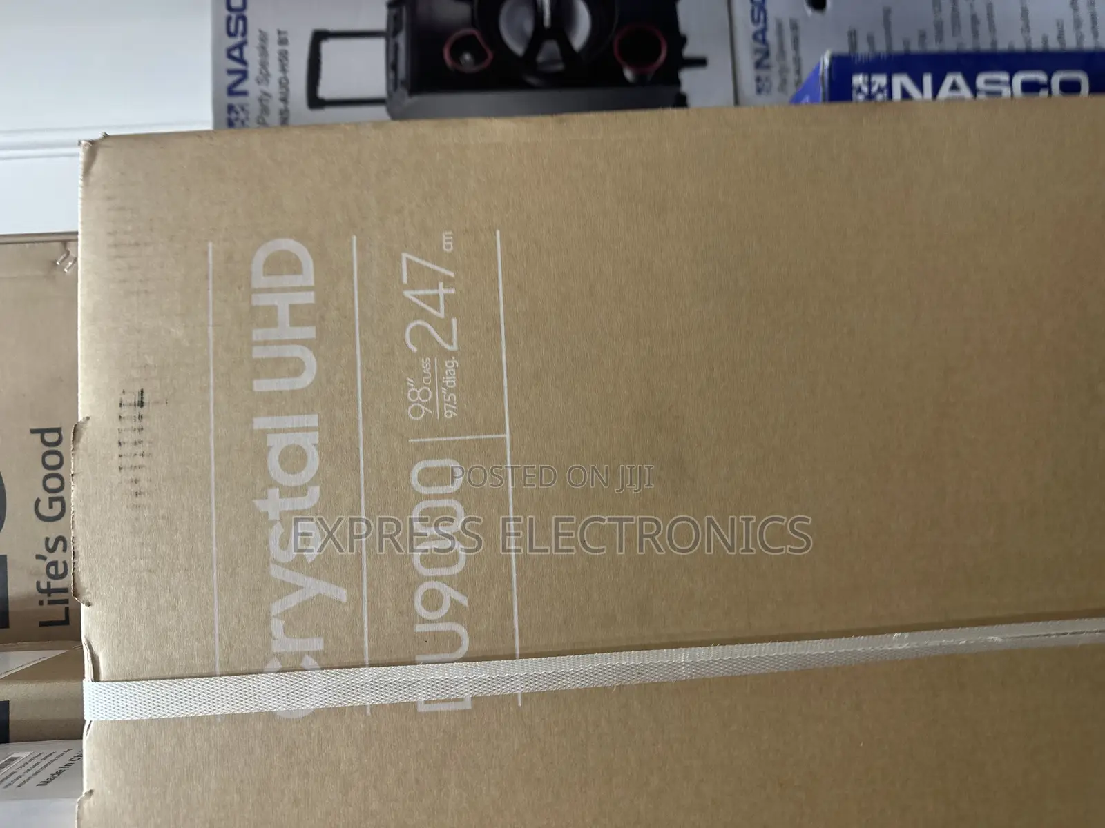 Samsung Big Screen 98”UHD Smart Samsung Tv