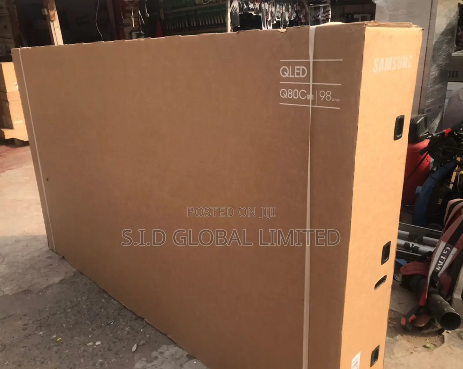 Supersize Picture Enhancer With 98" Class QLED Q80C
