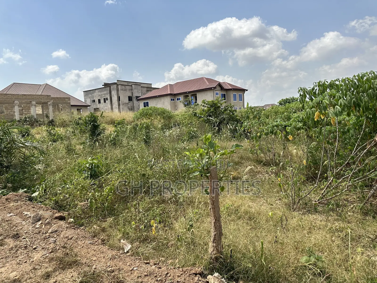 One Full Plot for Sale at Sokoban Apaaso,Odaso.