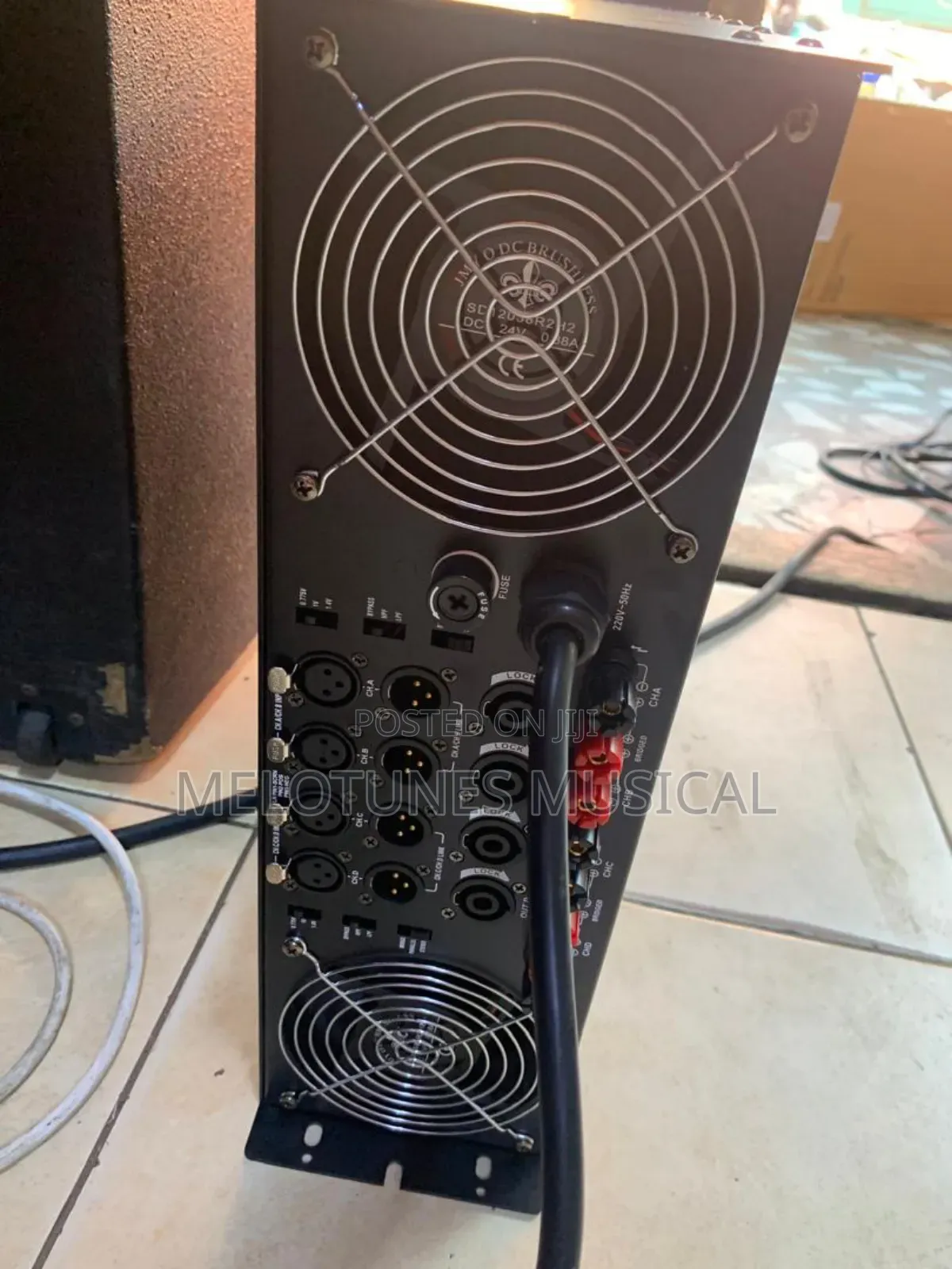 Yamaha 4-Channel Power Amplifier