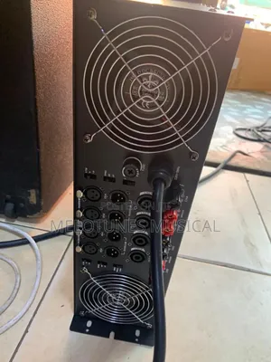 Yamaha 4-Channel Power Amplifier