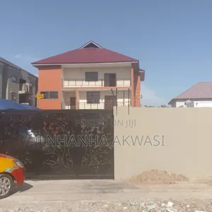 3bdrm Apartment in Lashibi, Tema Metropolitan for rent