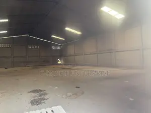 900 SQM Warehouse at Achimota