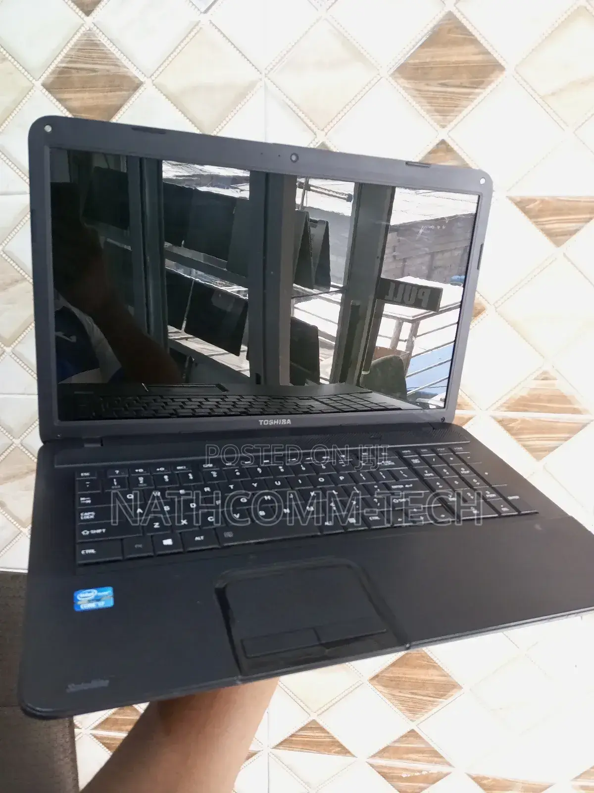 Laptop Toshiba Satellite C870 8GB Intel Core I7 HDD 500GB