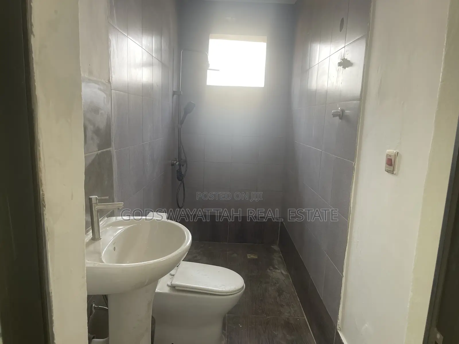 1bdrm Apartment in East Legon, Adjiriganor for rent