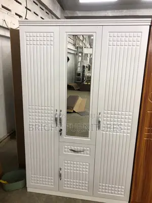 Three Doors Wardrobe With Mirror