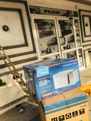 Massive New 28 Liters Microwave Countertop Midea