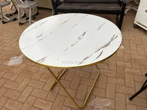 80x80 Foldable Table