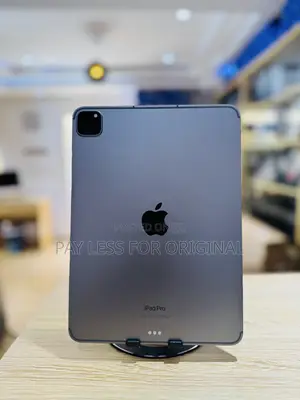 Apple iPad Pro 11 (2022) 128 GB Gray